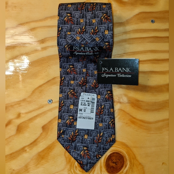 New with Tags Joseph A. Banks Signature Collection Men's Handmade Silk Tie - Picture 4 of 7